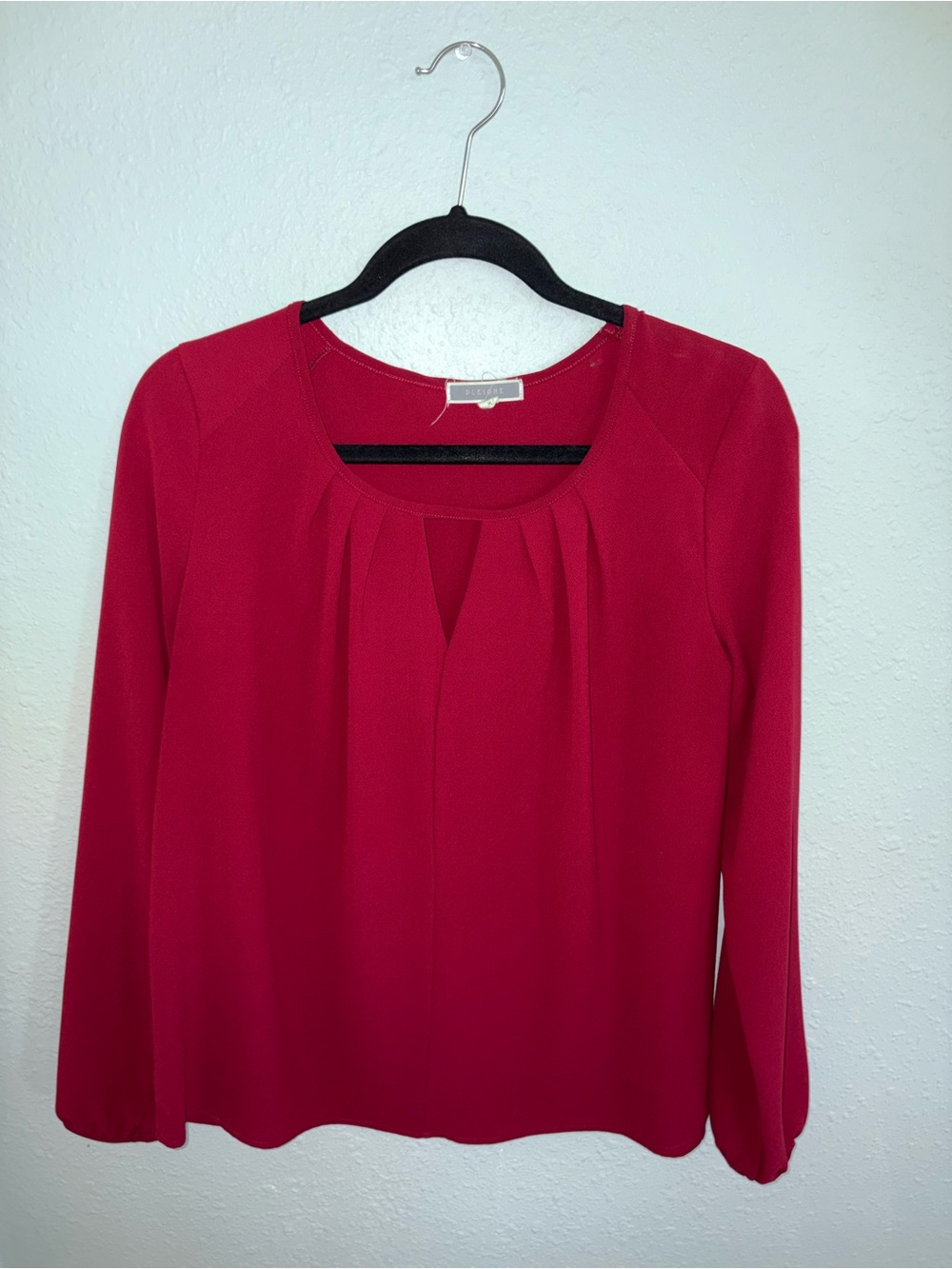 Pleione Red Pleated Keyhole Long-Sleeve Blouse